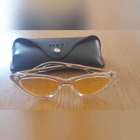 SHEIN Accessories - SHEIN Sunglasses